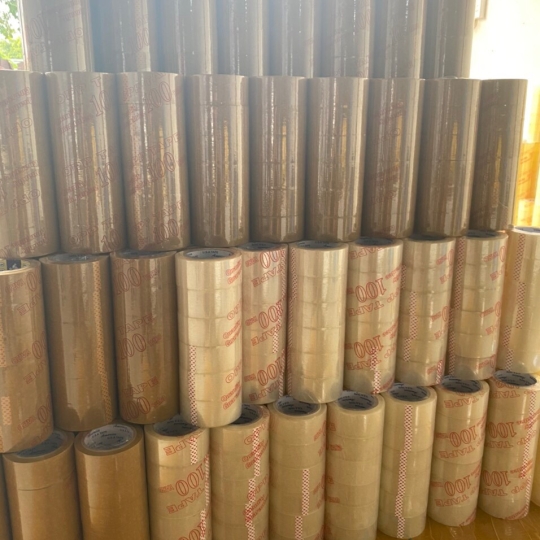 Băng keo trong (đục) ,50 Mic,200yard 1.8KG 