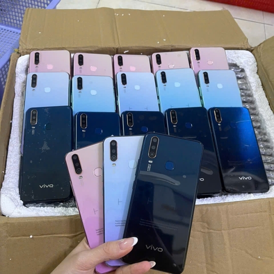 VIVO Y17 (8/256GB) RAM THỰC (4/128GB) KHÔNG PHỤ KIỆN